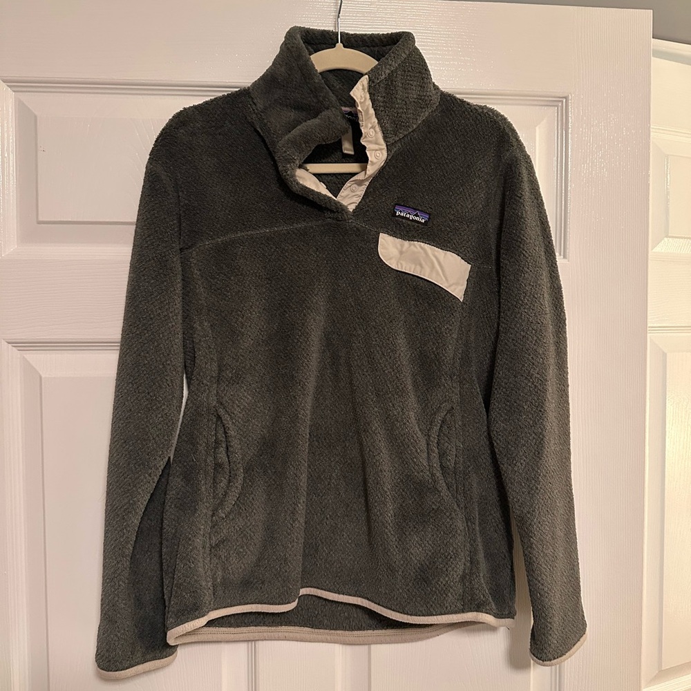 Grey and cream Patagonia Jacket